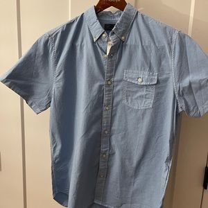 Gap: blue short sleeve button down